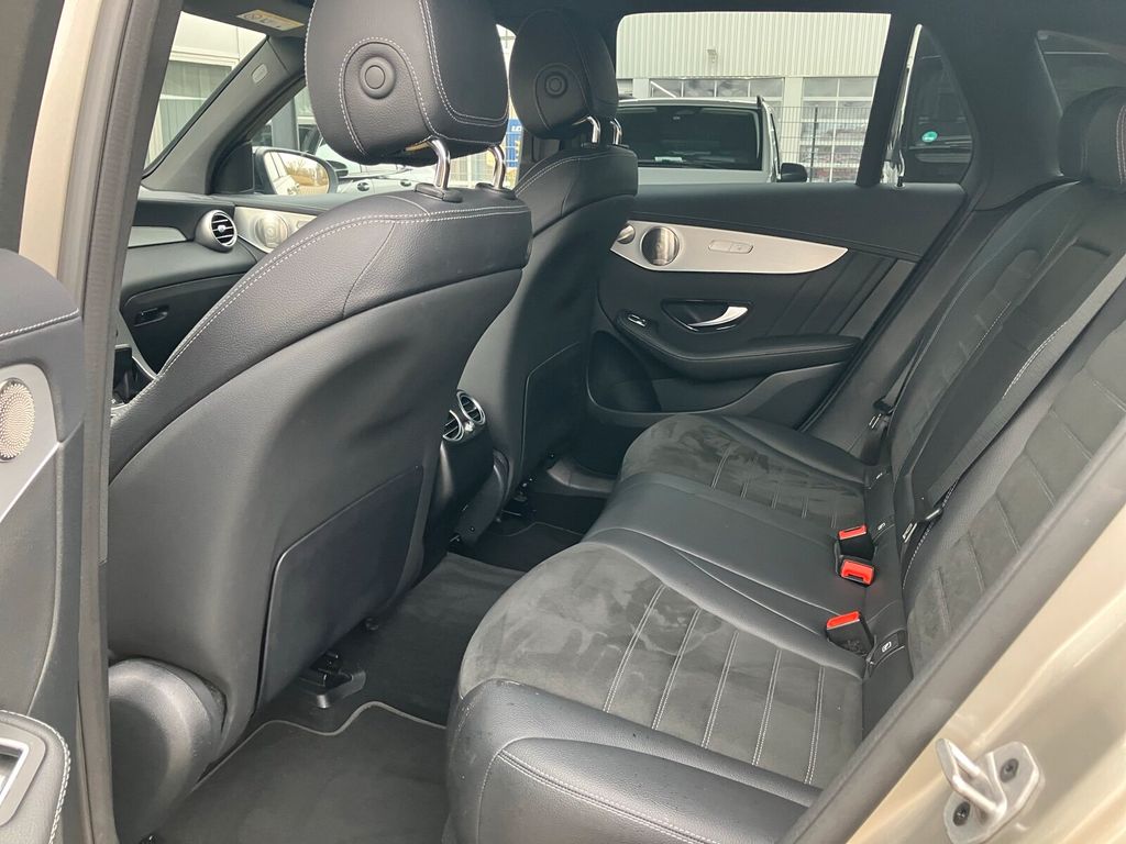 Mercedes-Benz GLC 300 2021