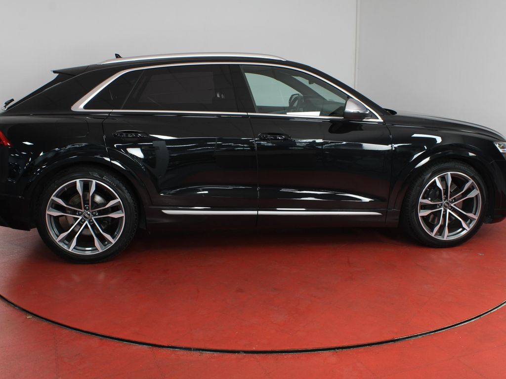 Audi SQ8 2022