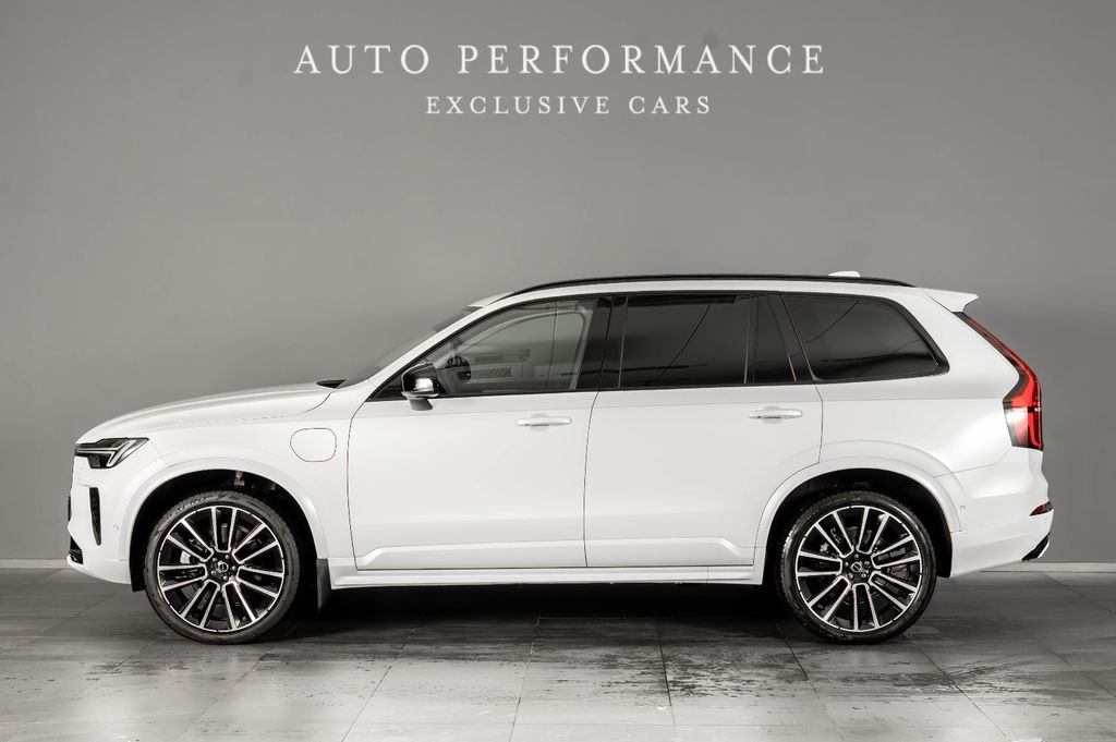 Volvo XC90 2025