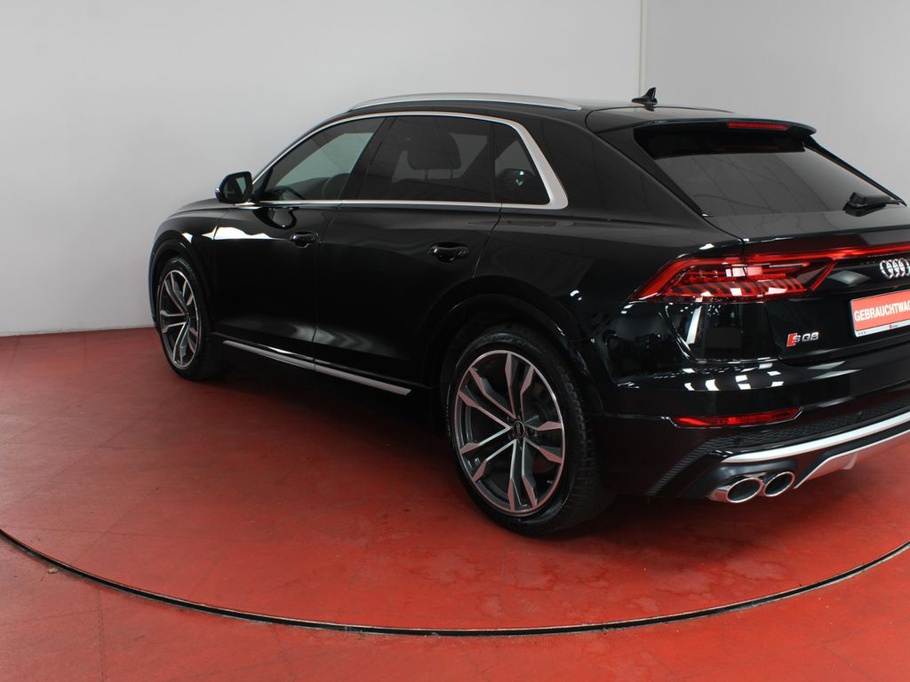 Audi SQ8 2022