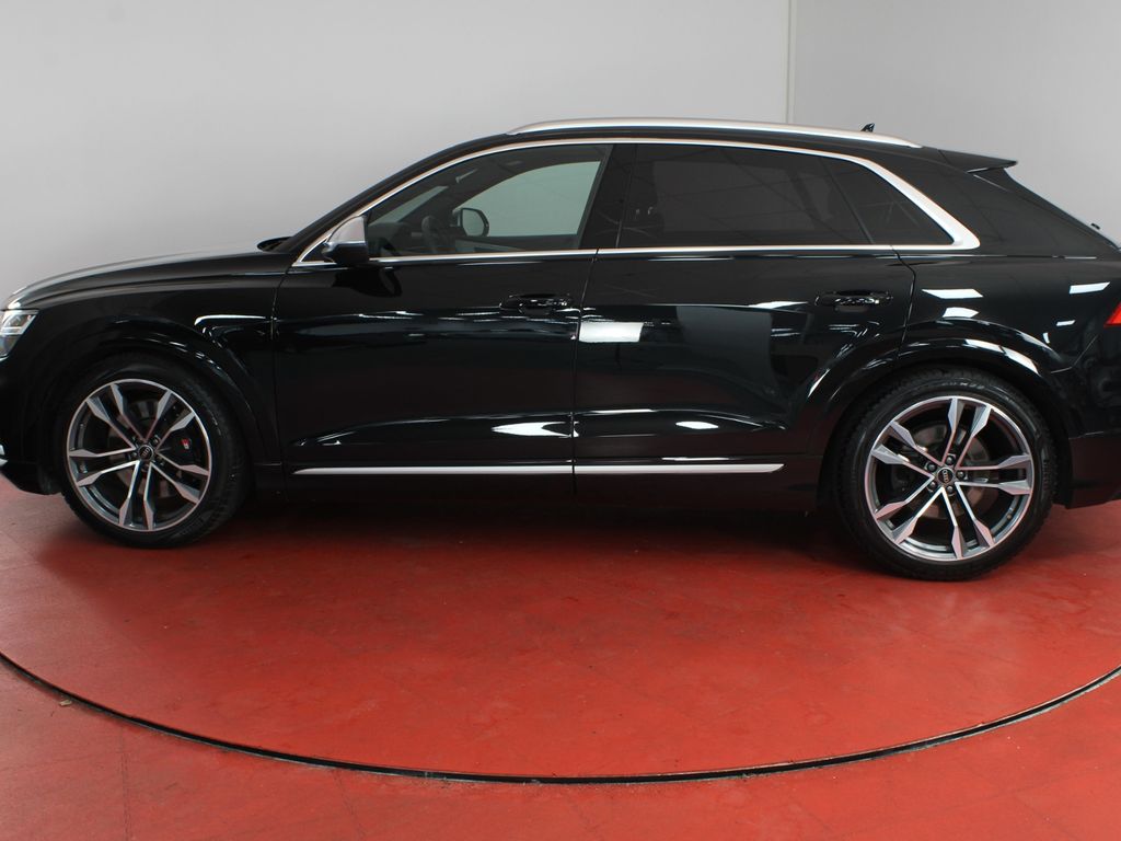 Audi SQ8 2022