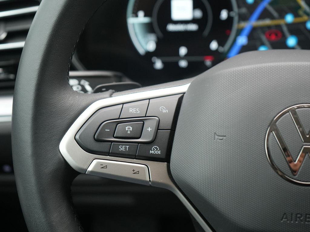 Volkswagen Touareg 2025