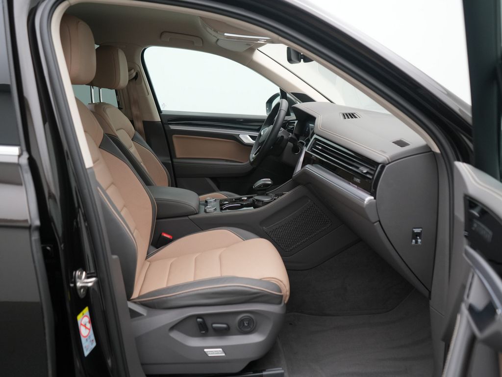 Volkswagen Touareg 2025