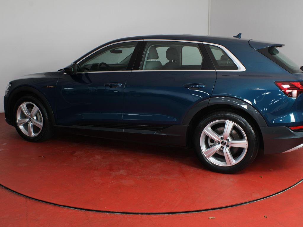 Audi e-tron 2021