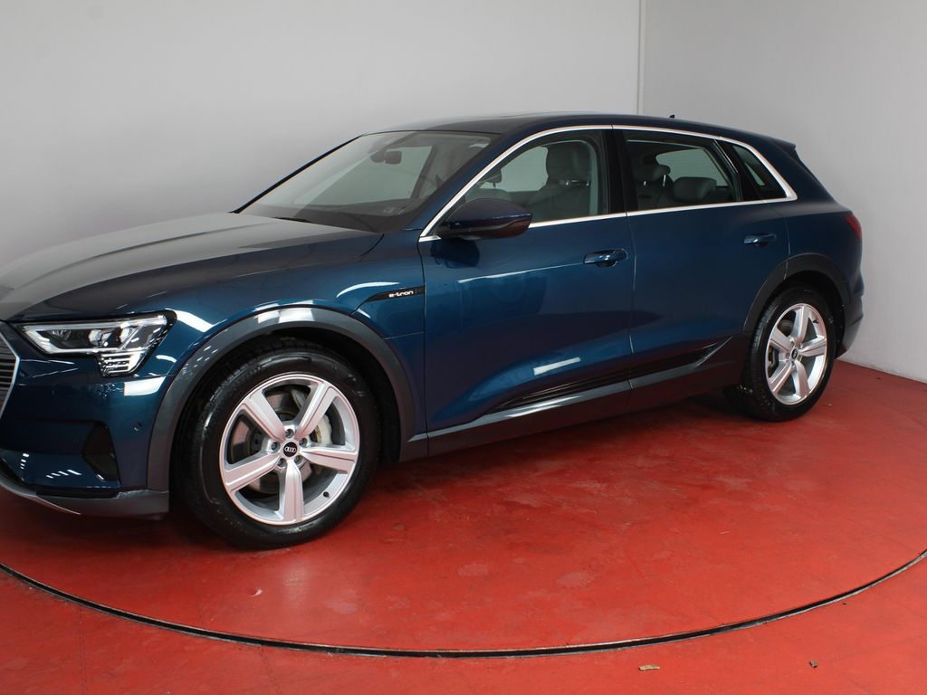 Audi e-tron 2021