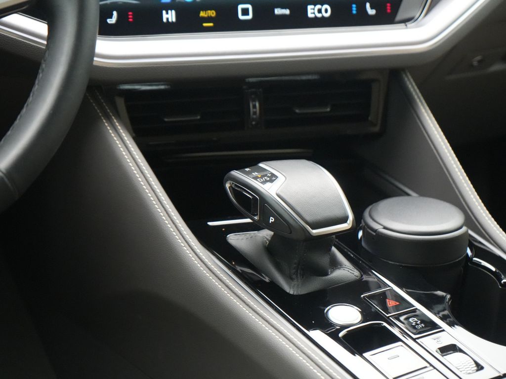 Volkswagen Touareg 2025