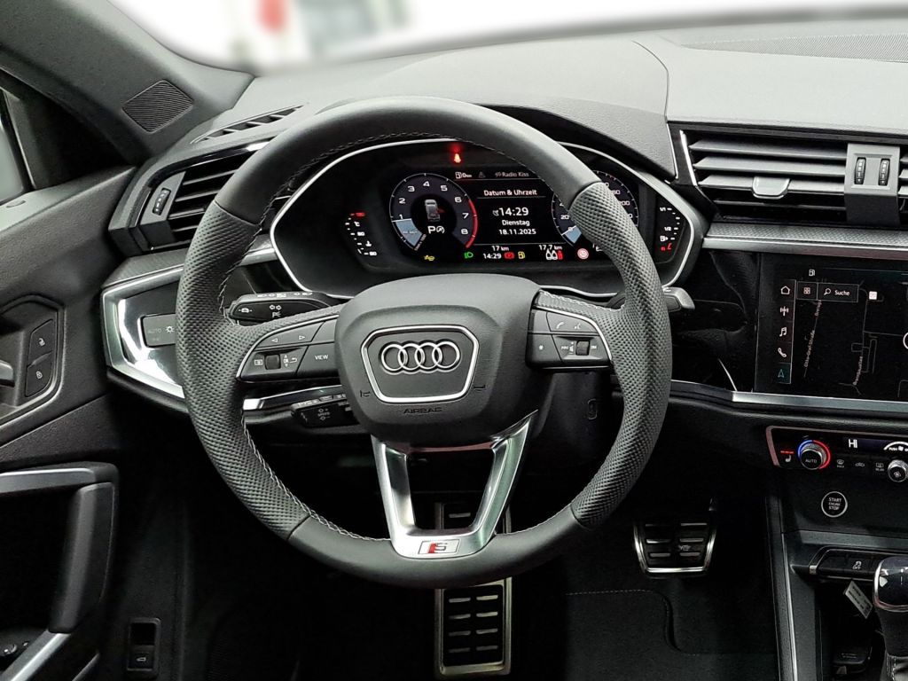 Audi Q3 2025