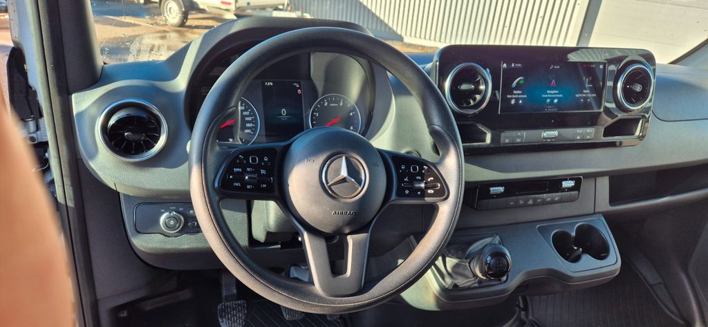 Mercedes-Benz Sprinter 2021