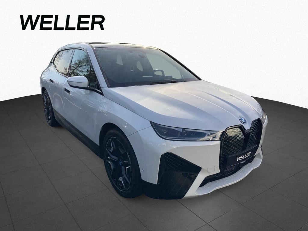 BMW iX 2023