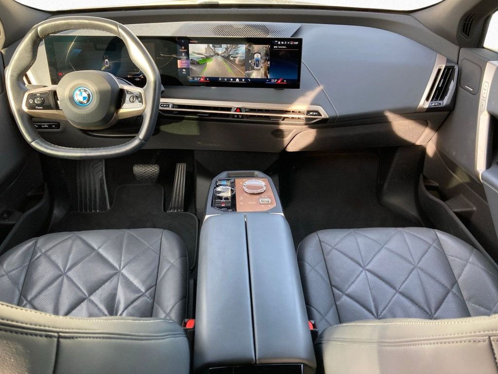 BMW iX 2023