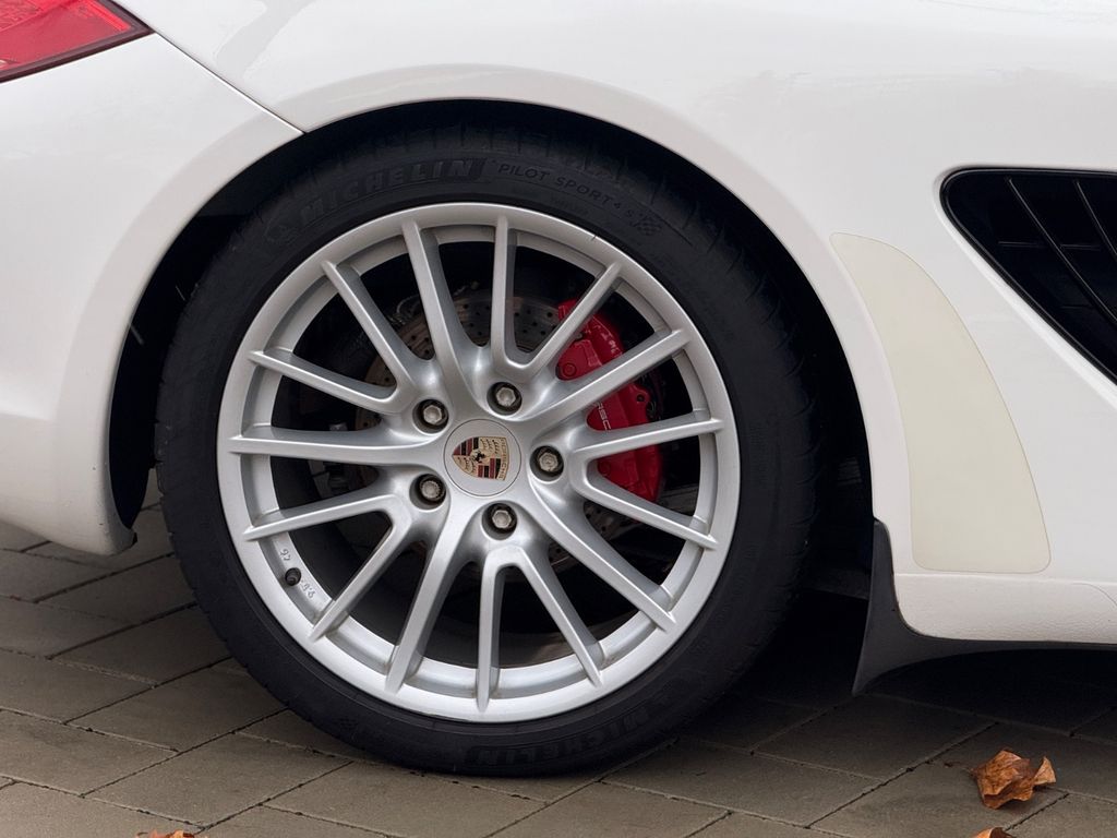 Porsche Cayman 2011