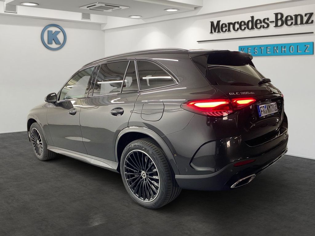 Mercedes-Benz GLC 300 2025