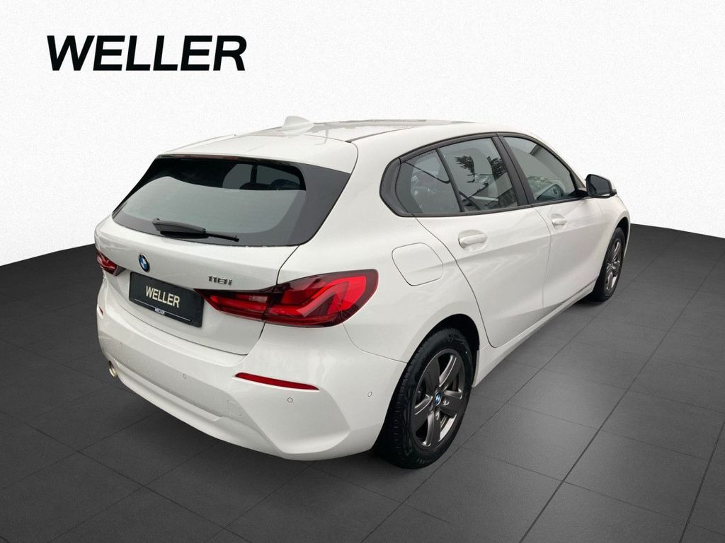 BMW 118 2021
