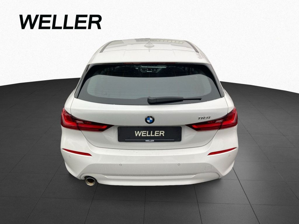 BMW 118 2021