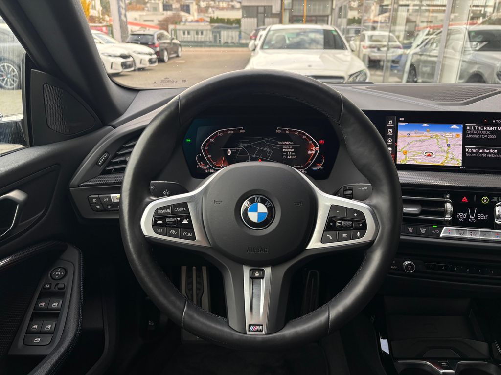 BMW 218 2024