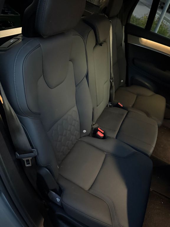 Volvo XC90 2025