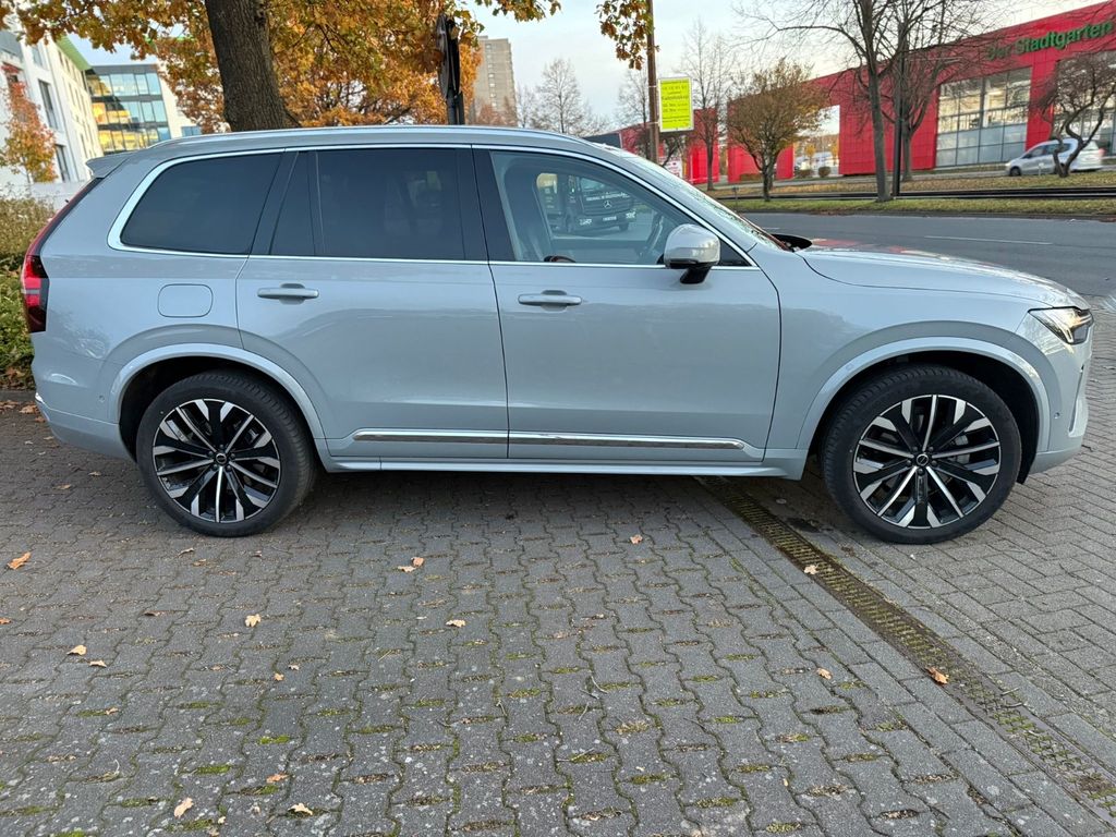 Volvo XC90 2025
