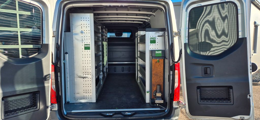 Mercedes-Benz Sprinter 2021