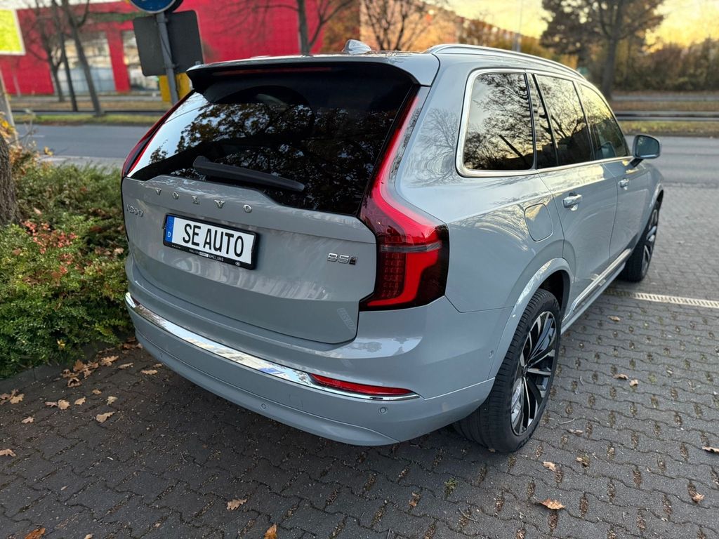 Volvo XC90 2025