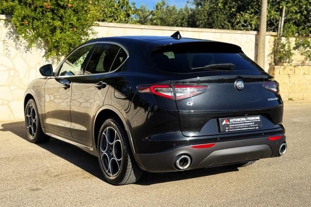Alfa Romeo Stelvio 2021
