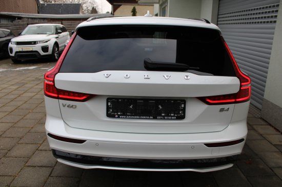 Volvo V60 2023