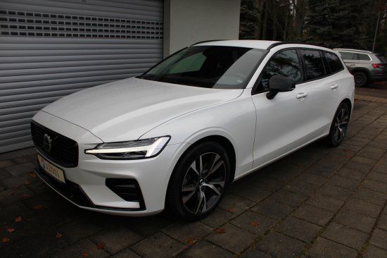 Volvo V60 2023