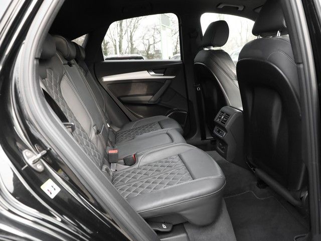 Audi SQ5 2022