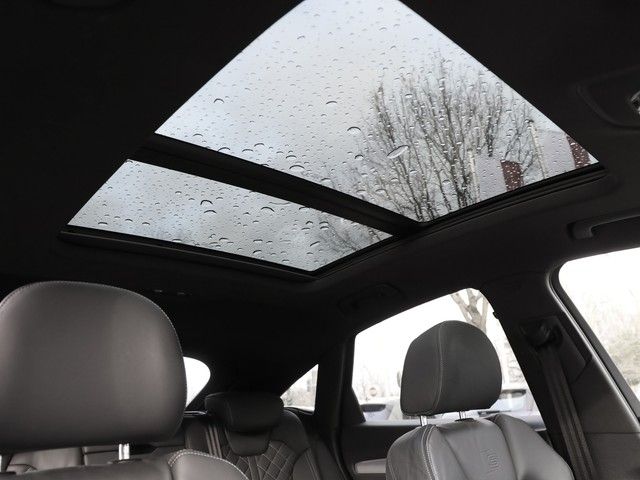 Audi SQ5 2022