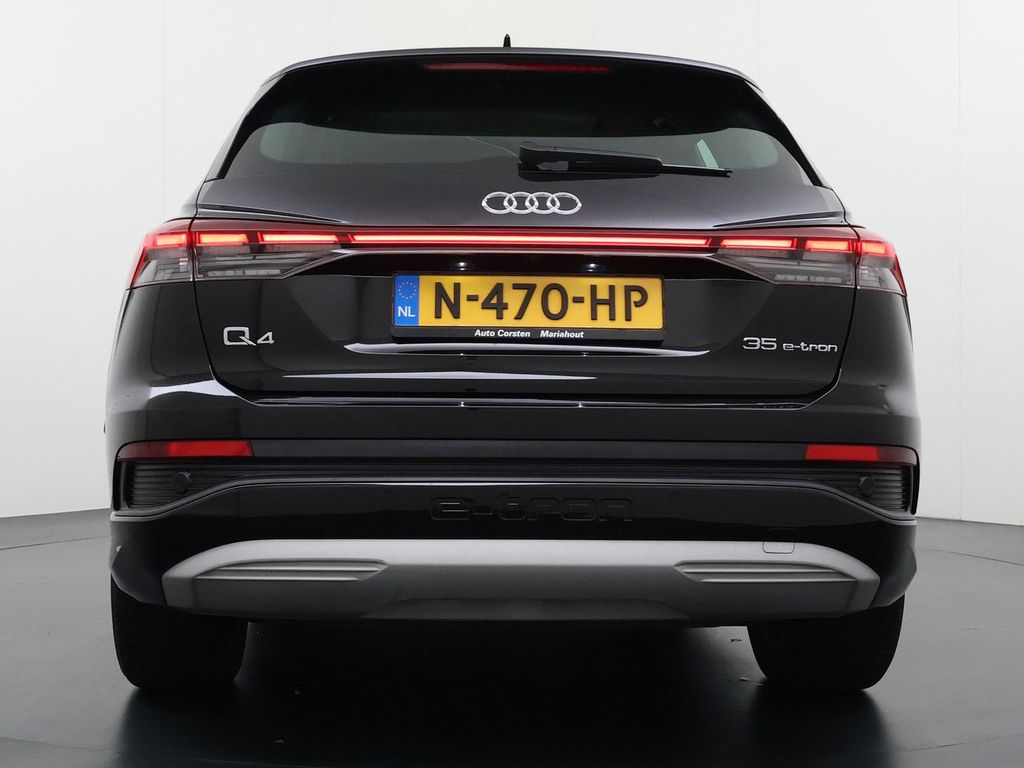 Audi Q4 e-tron 2021