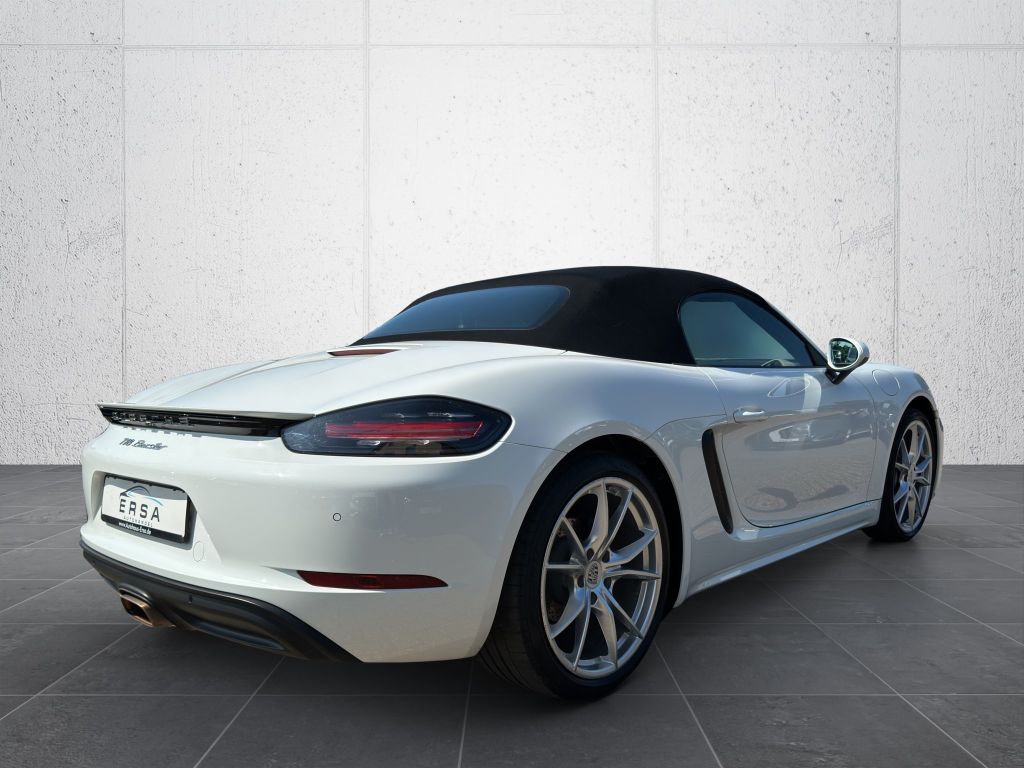 Porsche Boxster 2021