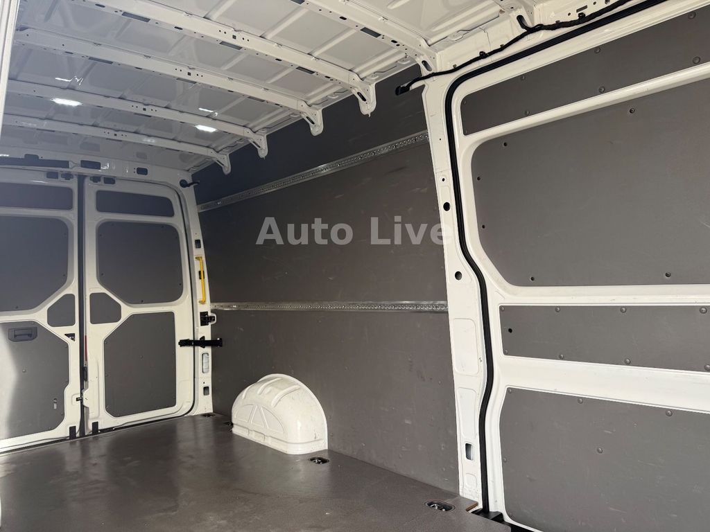 Volkswagen Crafter 2024