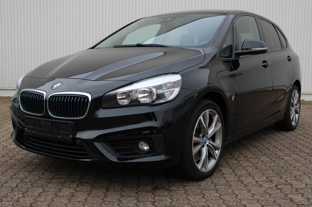 BMW 225 2017