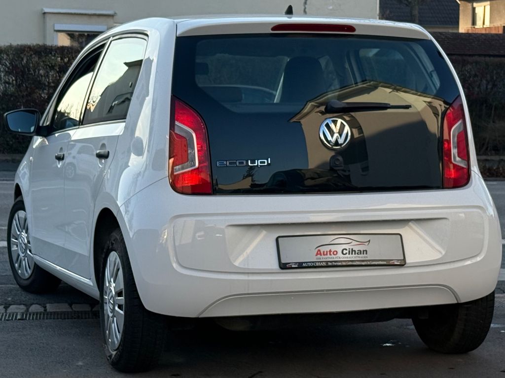 Volkswagen up! 2014