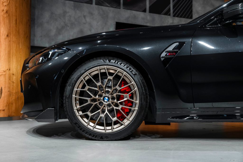 BMW M4 2025