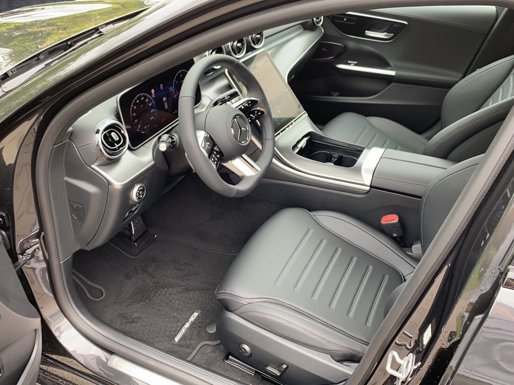 Mercedes-Benz C 300 2024