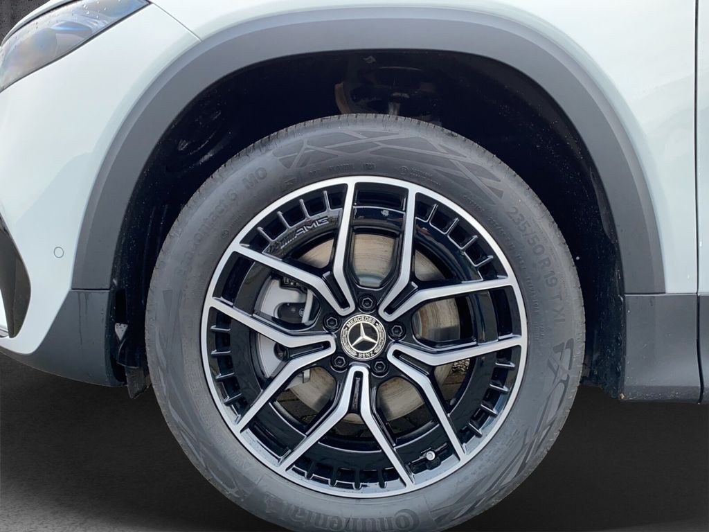 Mercedes-Benz EQB 2023