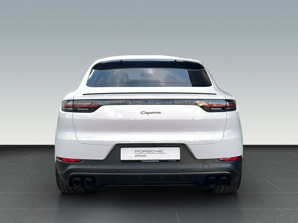 Porsche Cayenne 2022