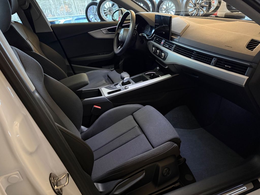 Audi A4 2022