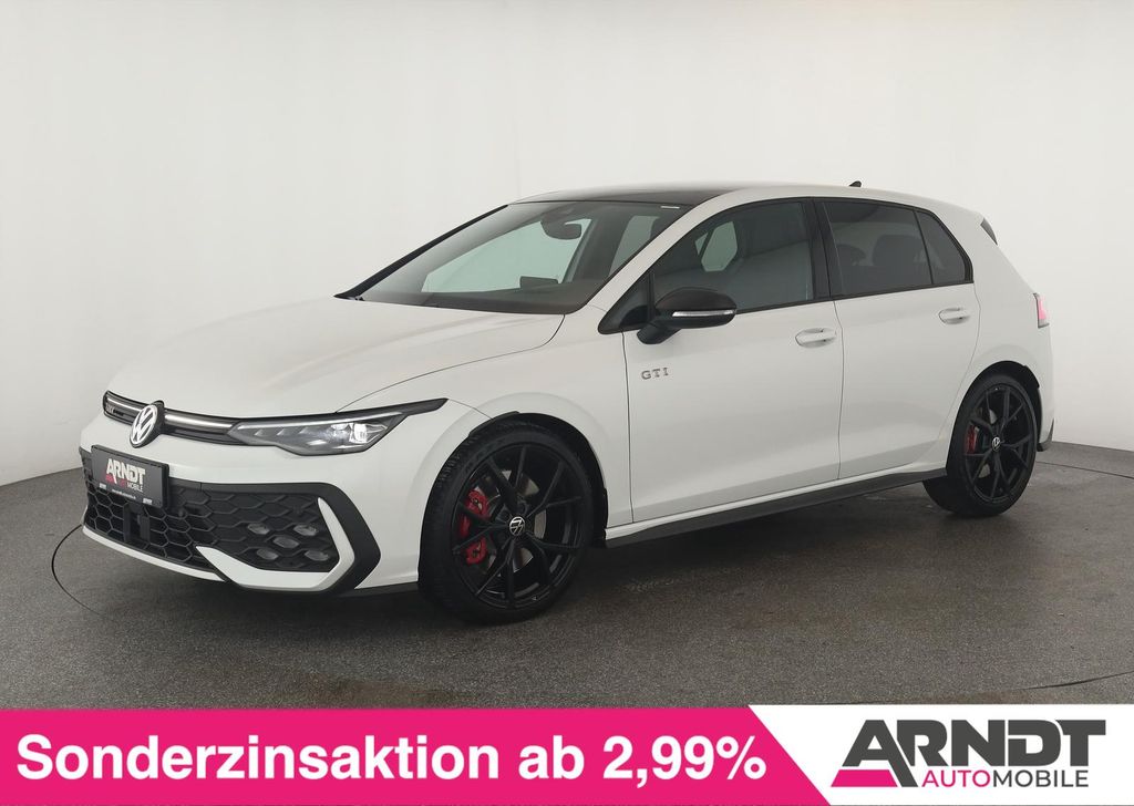 Volkswagen Golf 2025