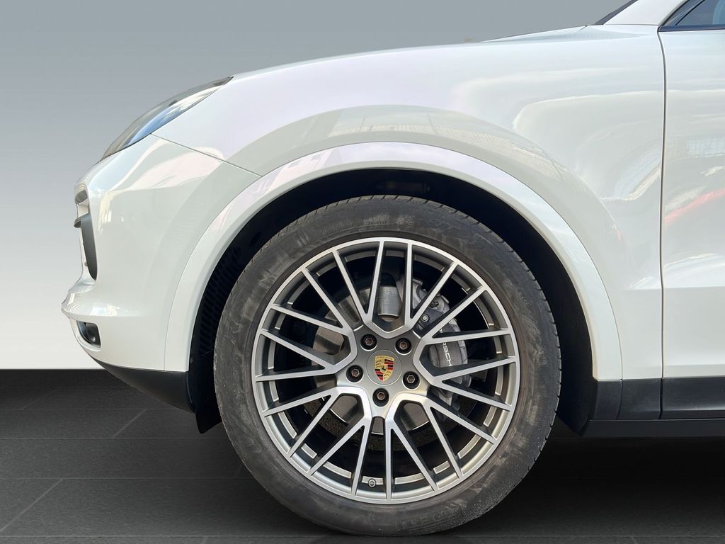 Porsche Cayenne 2022