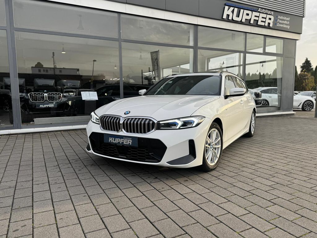 BMW 330 2025