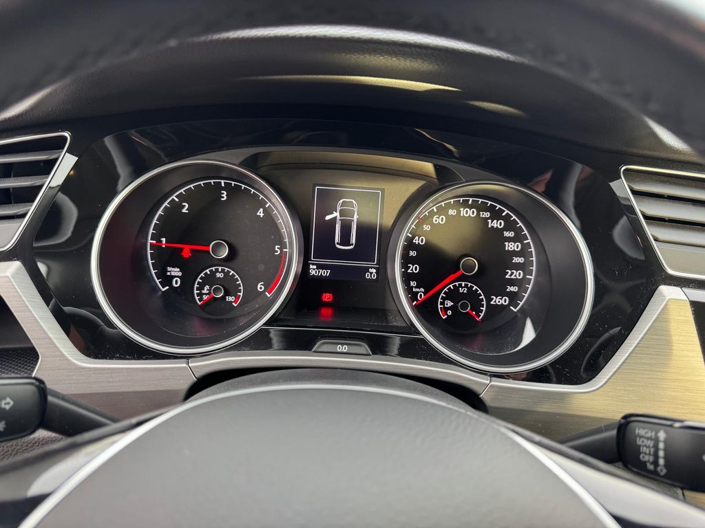 Volkswagen Touran 2021