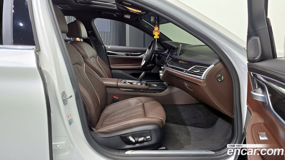 BMW 7-Series 2019