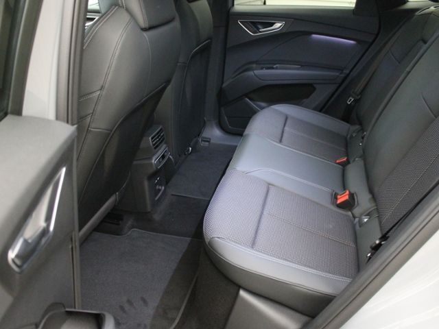 Audi Q4 2025