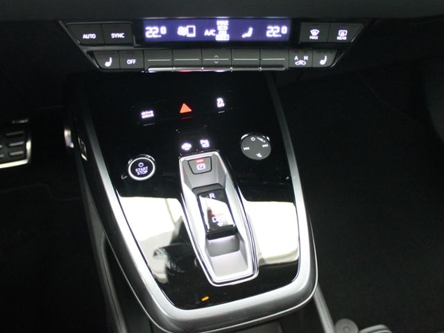 Audi Q4 2025