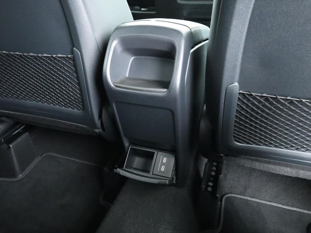 Mercedes-Benz GLA 200 2024