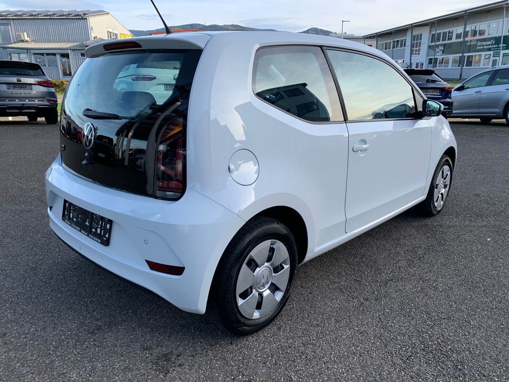 Volkswagen up! 2022
