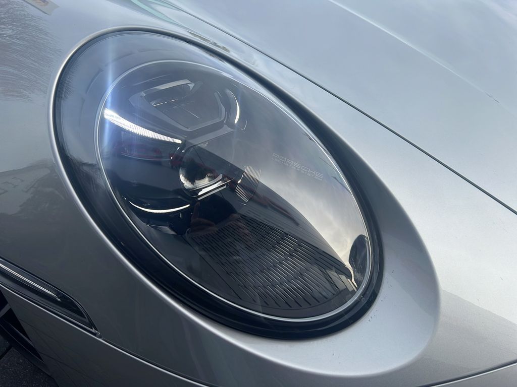 Porsche 992 2023