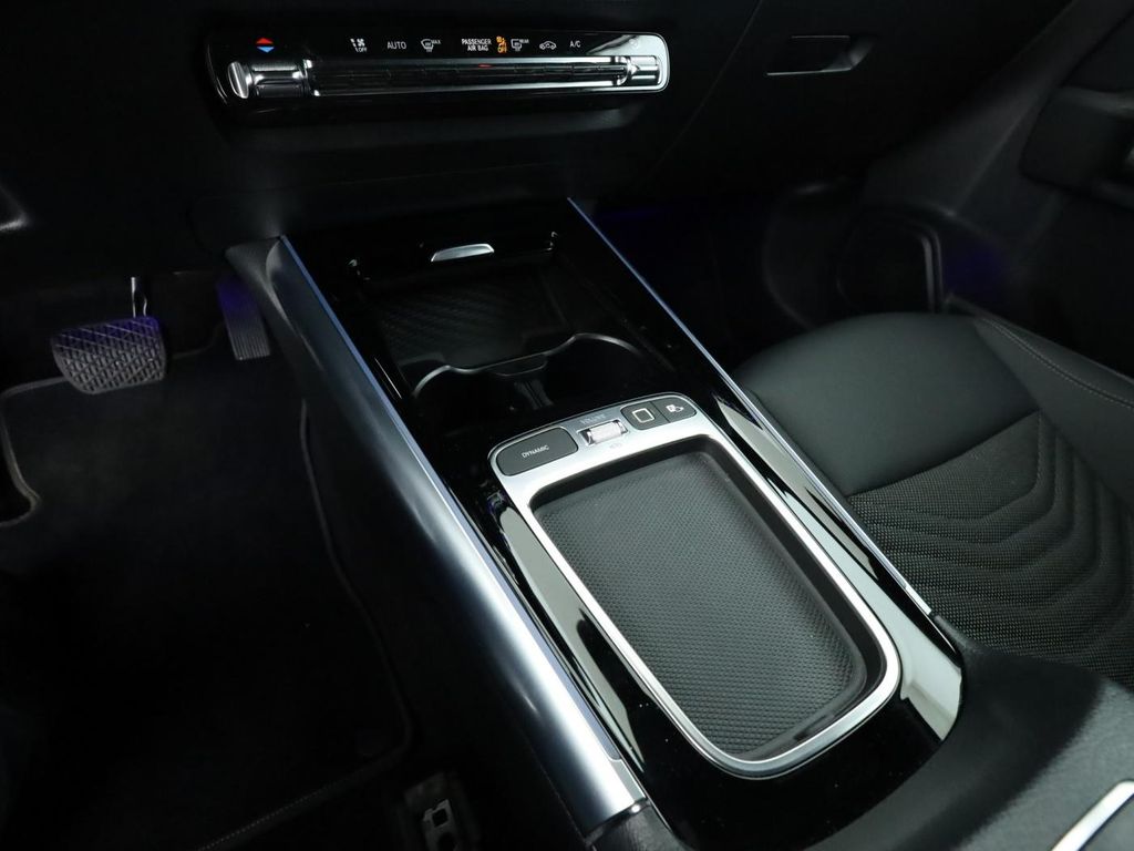 Mercedes-Benz GLA 200 2024