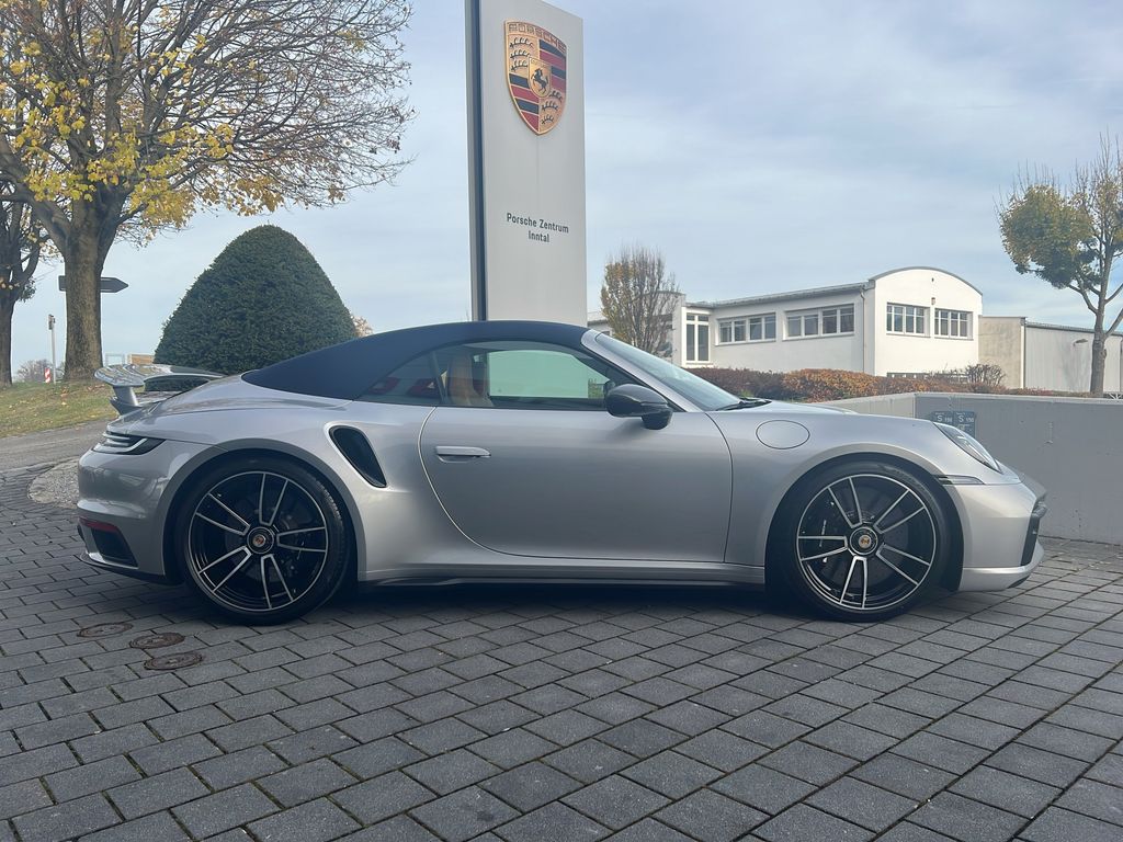 Porsche 992 2023